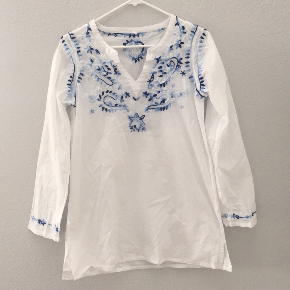 Tunic with floral details